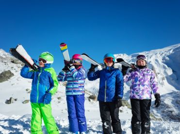 skien met kinderen