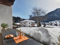 Chalet-appartement Tirol-18